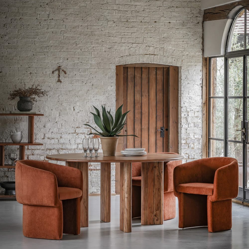 Choosing the Perfect Dining Chair Style