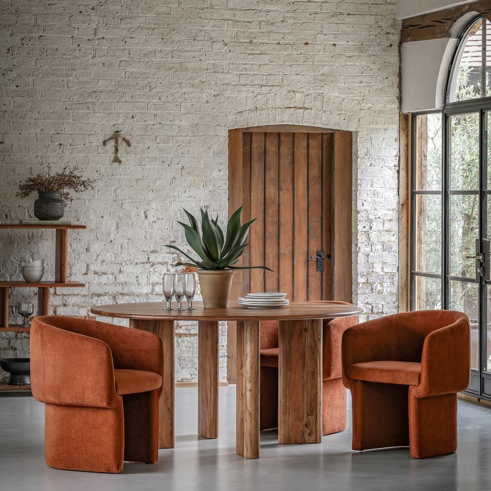 How to Style Your Round Dining Table