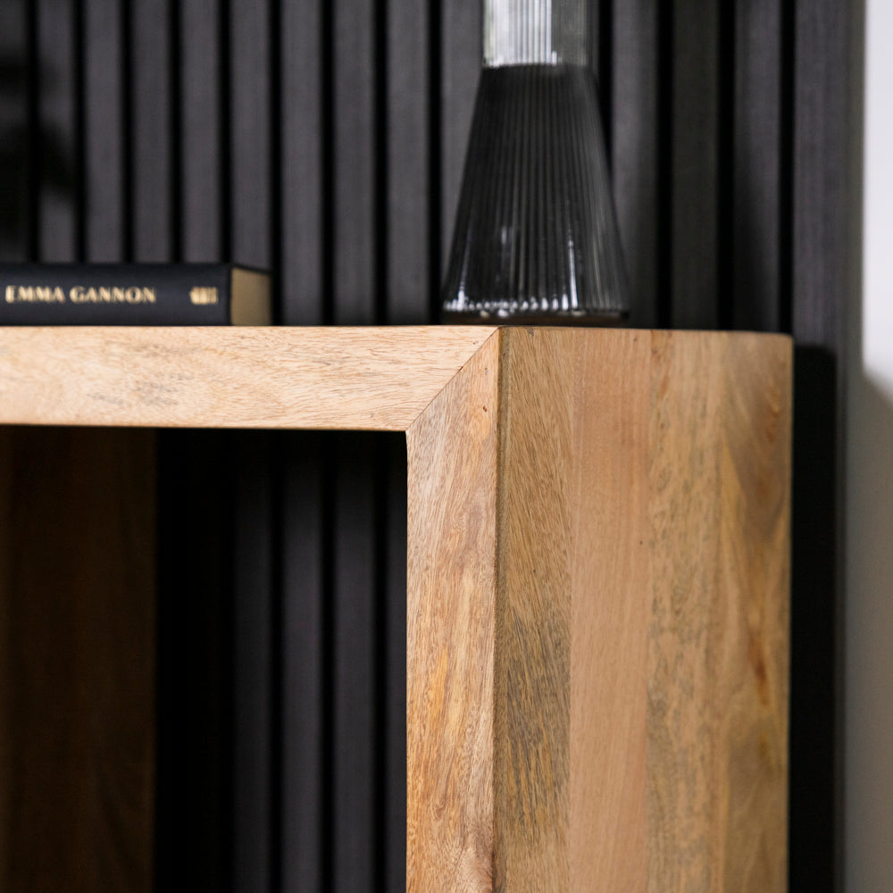 Santa Maria 3 Cube Unit