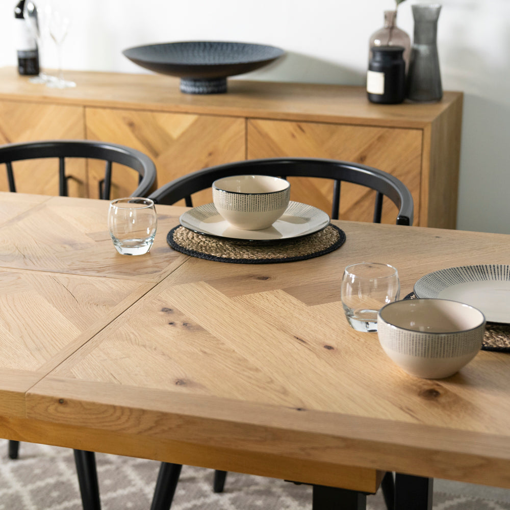 Vienna Oak Extending Dining Table (140cm-180cm)