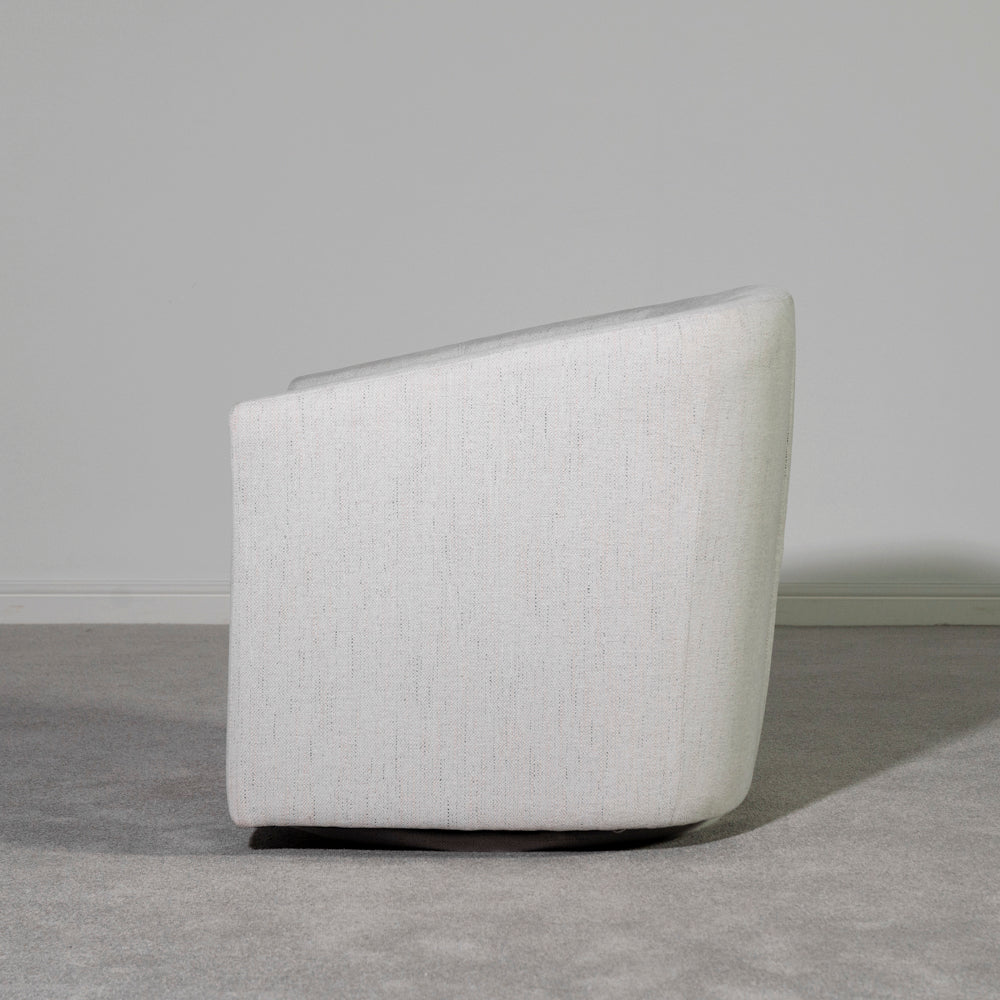 Dahlia Swivel Chair — Natural