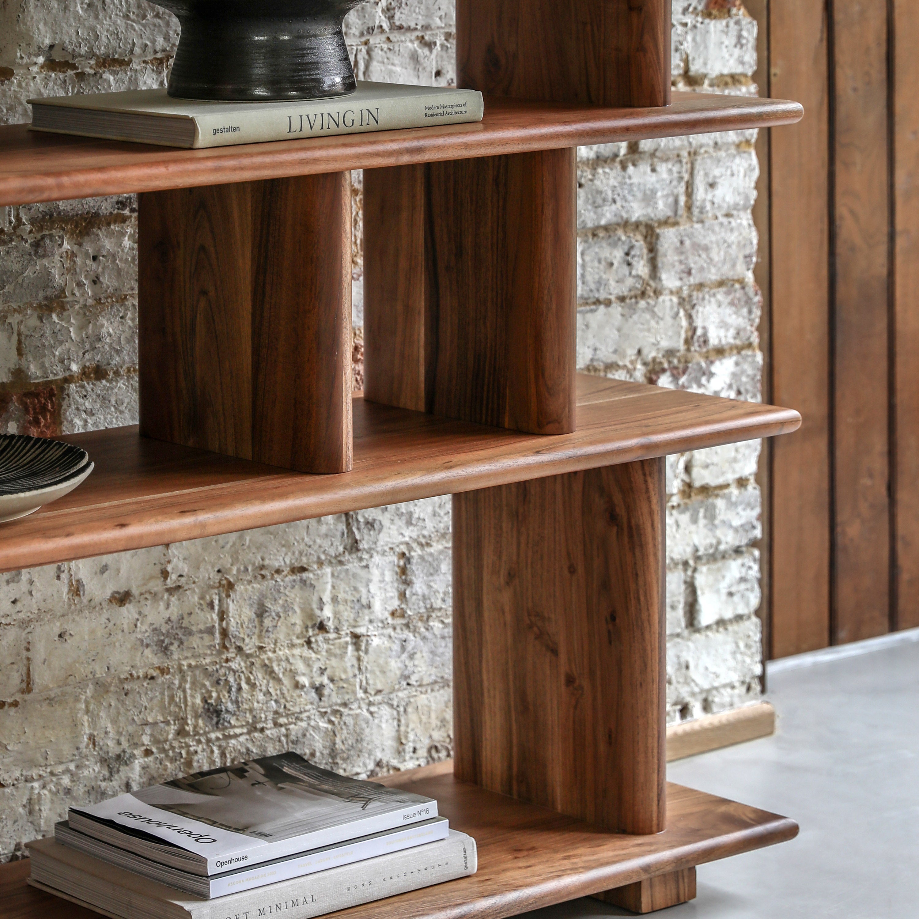 Montrose Open Display Unit