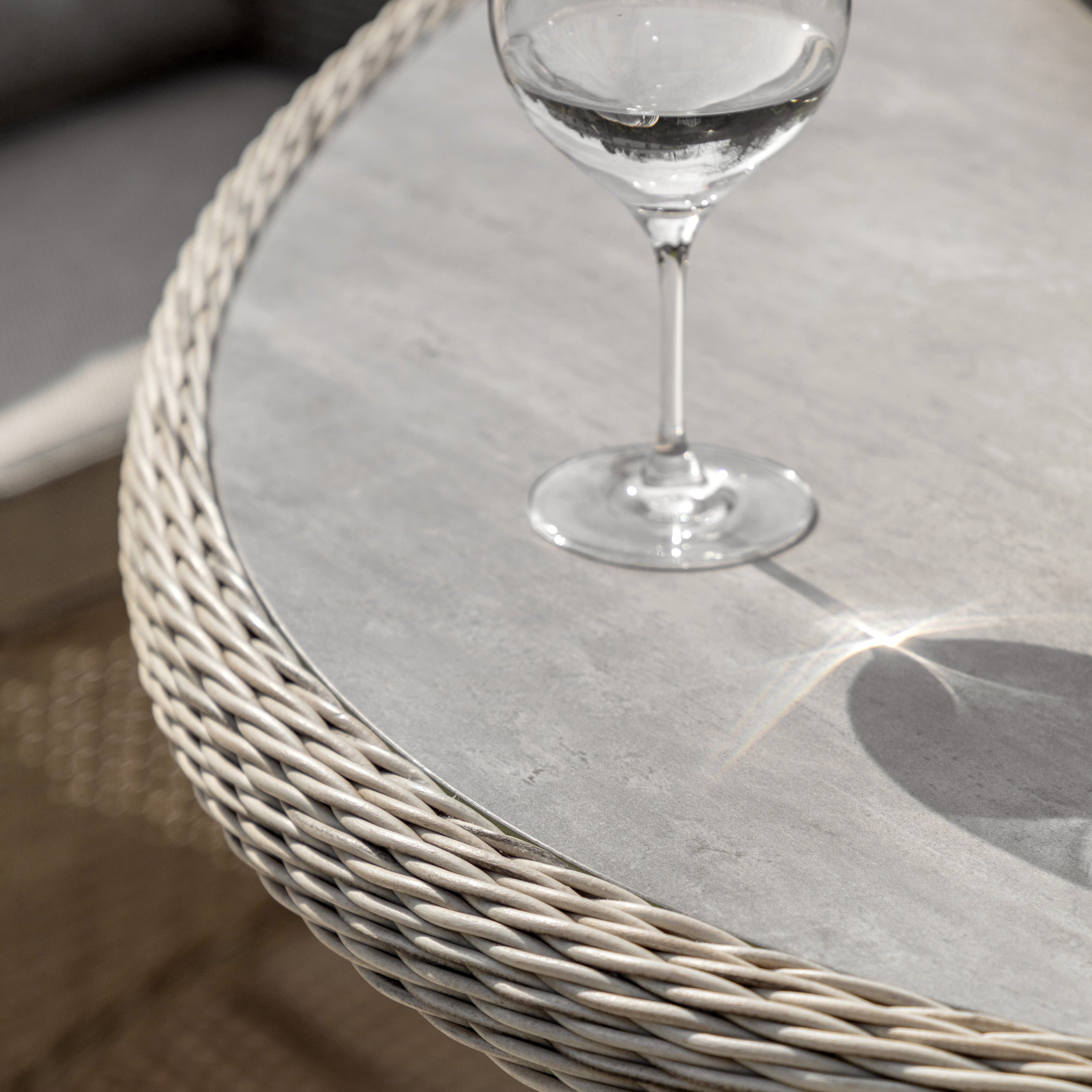 Ashwick Outdoor 6 Seater Oval Dining Set