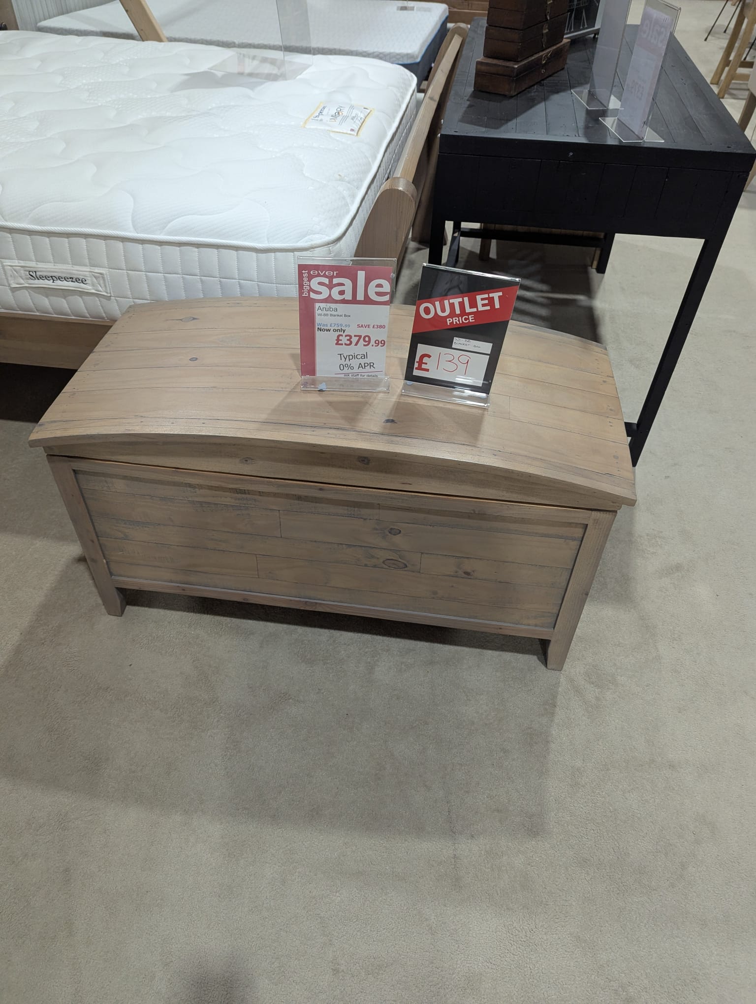 Aruba Blanket Box (Clearance)