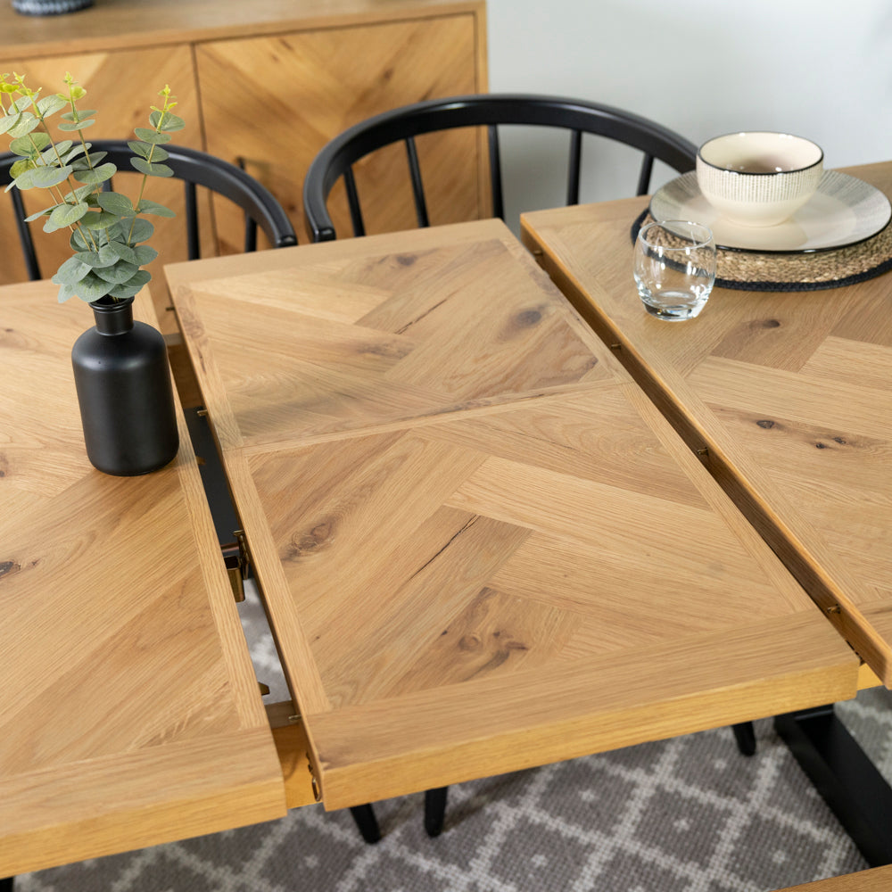 Vienna Oak Extending Dining Table (140cm-180cm)
