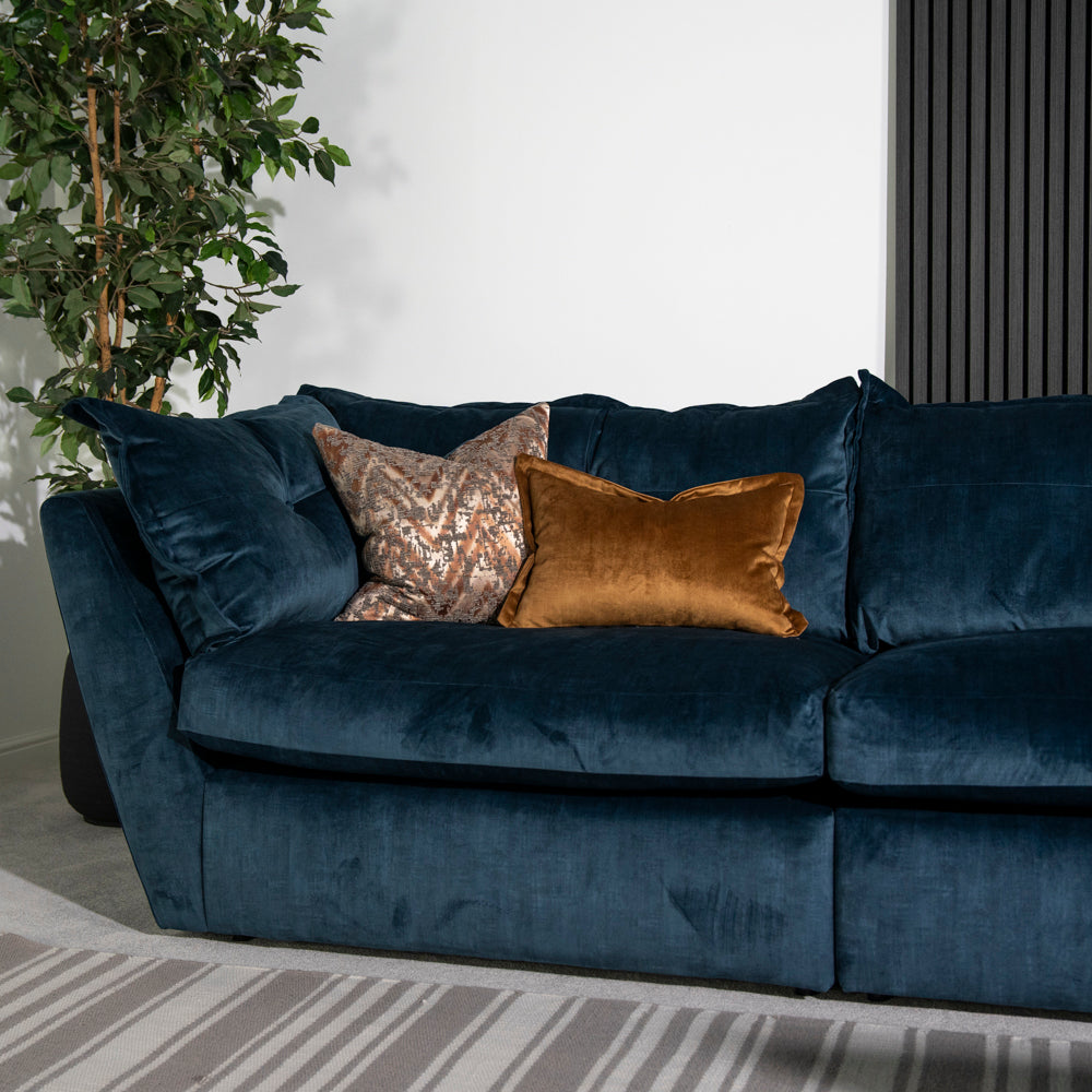 Sweeney Love Chair