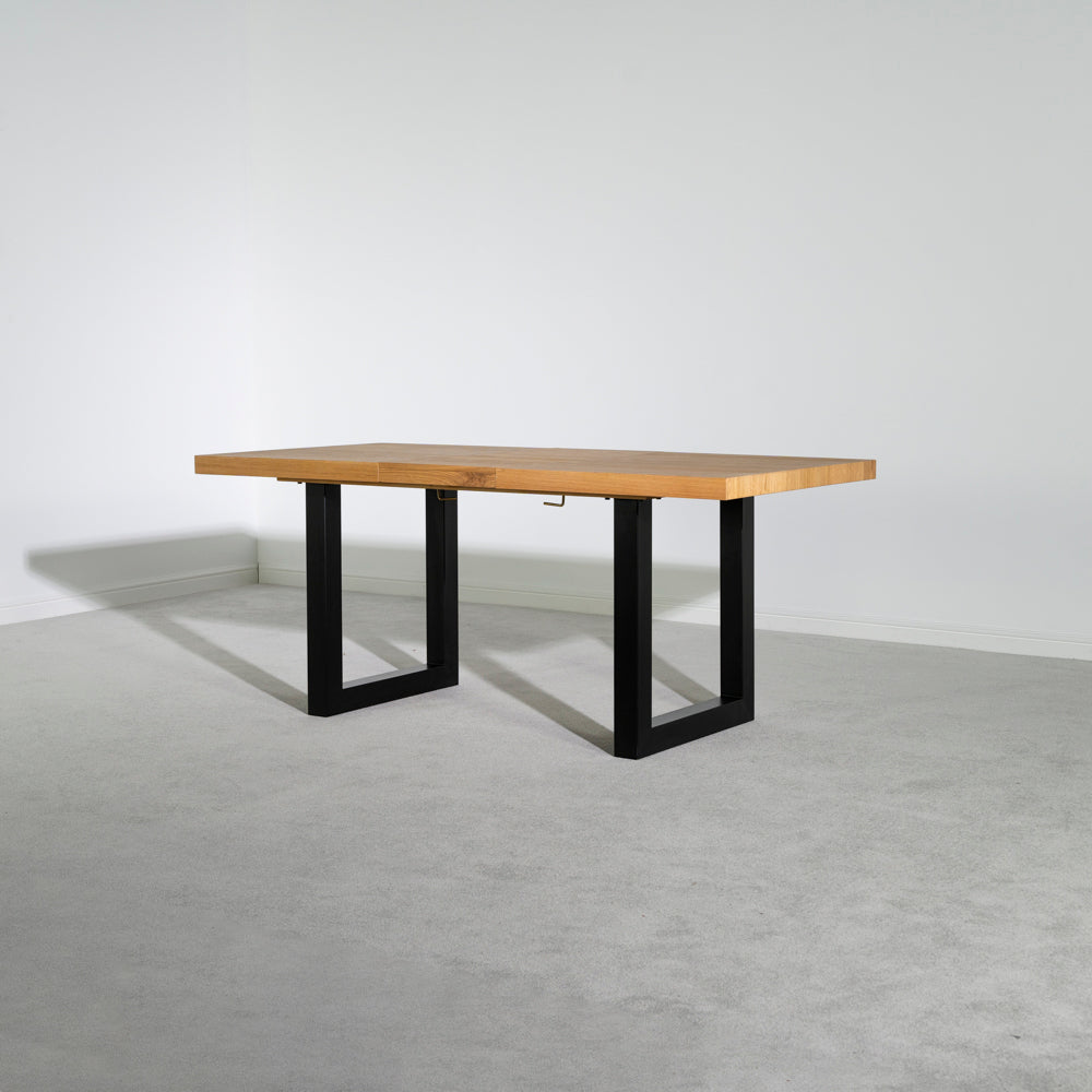 Montana Oak Extending Dining Table