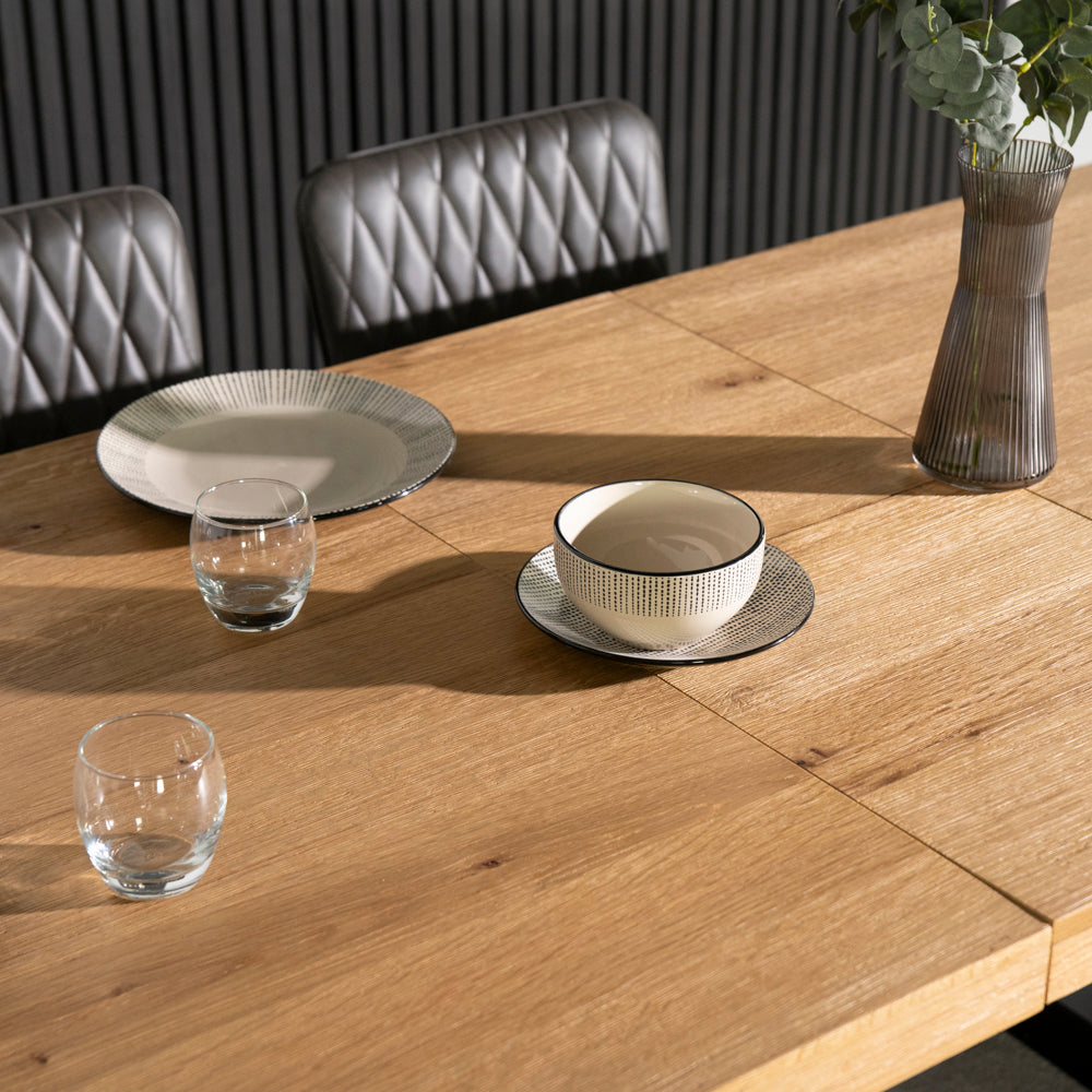 Montana Oak Extending Dining Table
