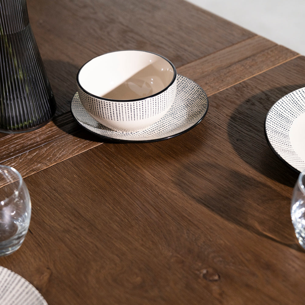 Quebec Oak Extending Dining Table