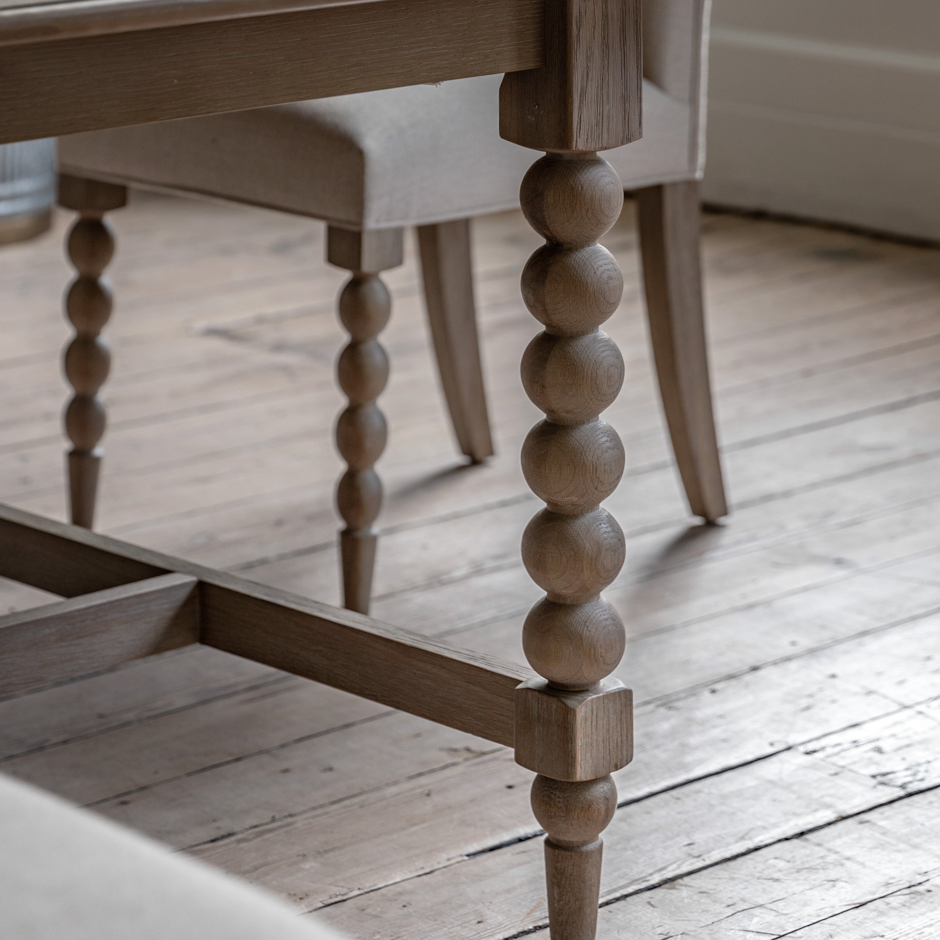 Artisan Extendable Dining Table (200cm-250cm)