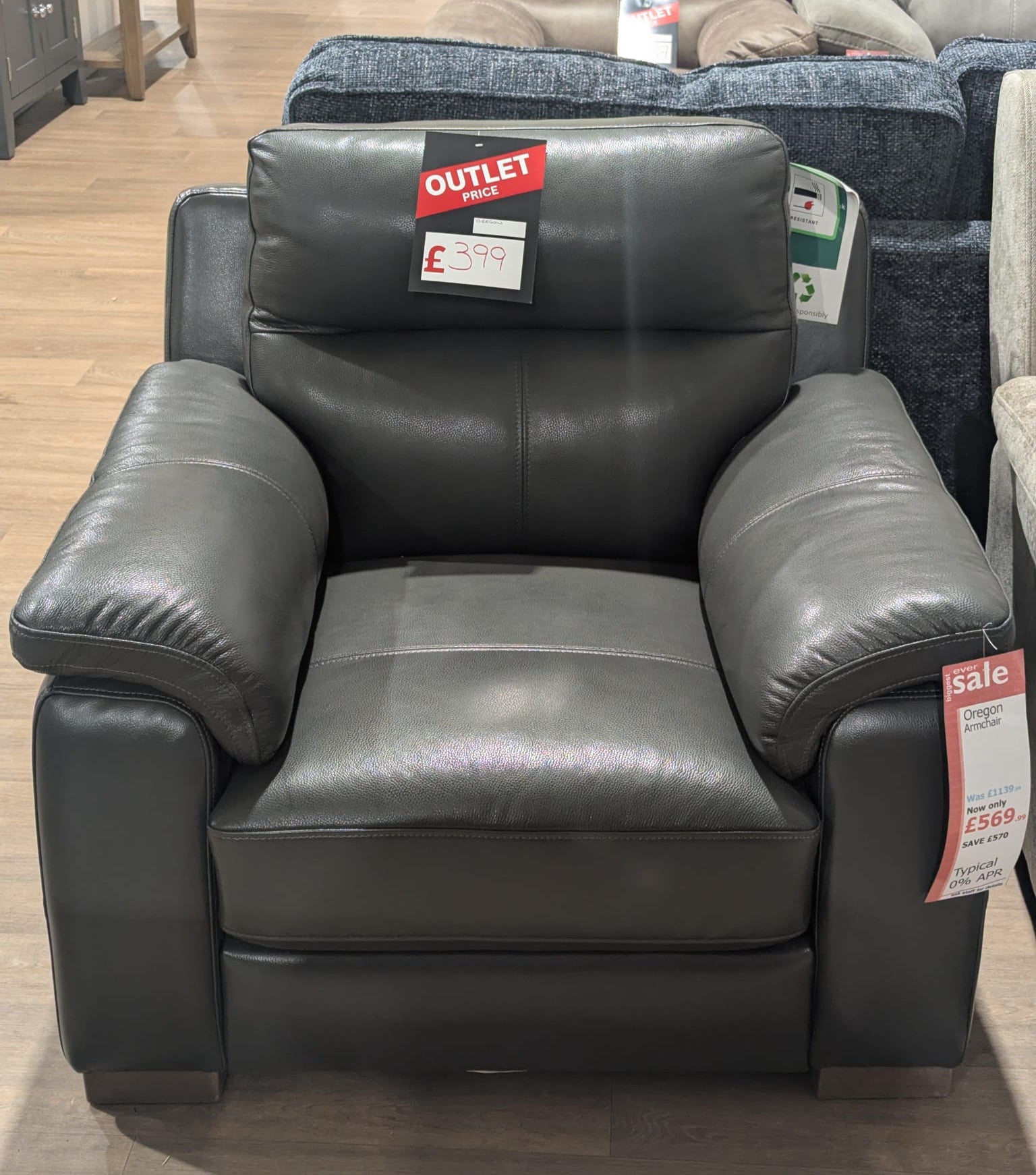 Oregon Armchair (Clearance)
